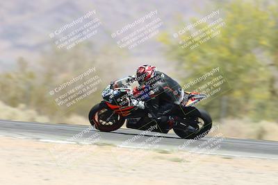 media/Apr-20-2025-CVMA (Sun) [[39090e8767]]/Race 9-Formula LW Twins Shootout/